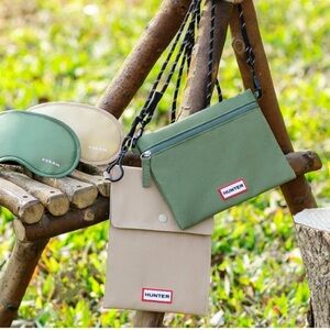 EVA Air x HUNTER overnight kit- Green